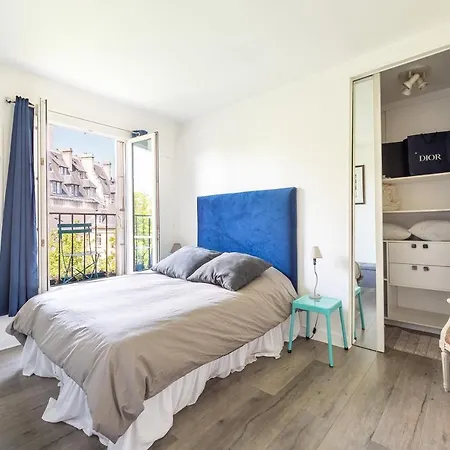 Apartment In Front Of The Sacre Coeur - 2 Bedrooms With Elevator *